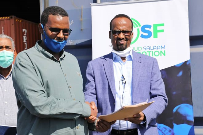 Hormuud Telecom hands over 400 brand imported oxggen tanks to FGS