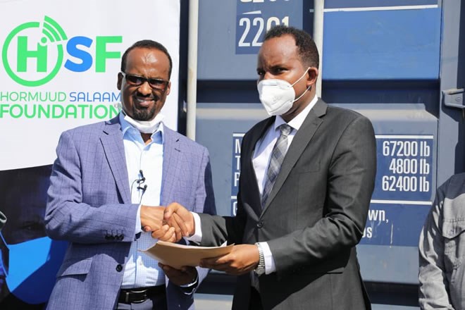 Hormuud Telecom hands over 400 brand imported oxggen tanks to FGS