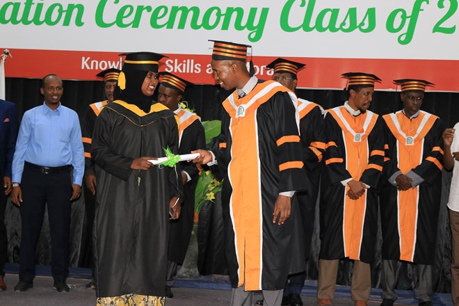 530 Arday oo ka qalin jabisay Jaamacadda SIU ee magaalada Muqdisho