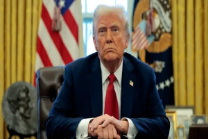 Maamulka Trump oo Beegsanaya Dadka Kasoo Jeeda “Dunida Saddexaad” oo Soomaalidu Safka Hore Kaga Jirto